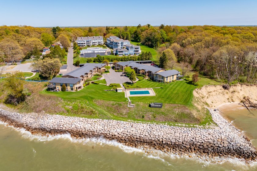 Welcome to Surf Side Condominiums--where luxury, location, and - Beach Condo for sale in Stevensville, Michigan on Beachhouse.com