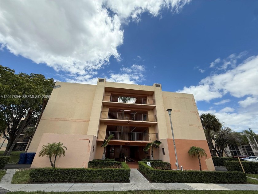 2 bedroom 2 bath, first floor unit right in the heart of Kendall - Beach Condo for sale in Miami, Florida on Beachhouse.com