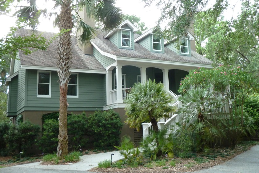This 3,363 square foot Lowcountry style home, located in the - Beach Home for sale in Kiawah Island, South Carolina on Beachhouse.com