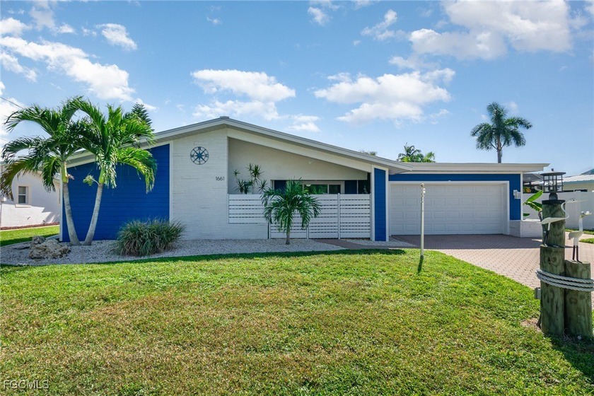 DISCOVER THE WATERFRONT LIFESTYLE YOU'VE BEEN DREAMING OF - Beach Home for sale in North Fort Myers, Florida on Beachhouse.com
