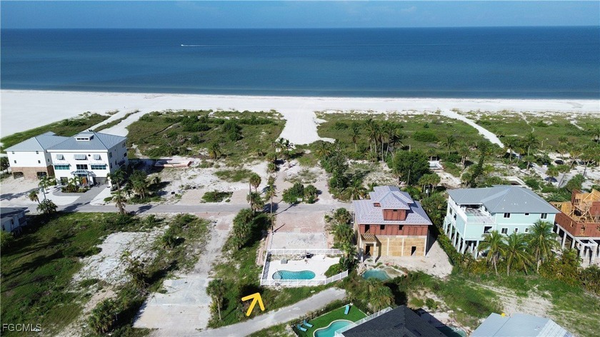 BEACH SIDE of Estero Blvd , has BEACH VIEWS , Gulf Access ,with - Beach Lot for sale in Fort Myers Beach, Florida on Beachhouse.com