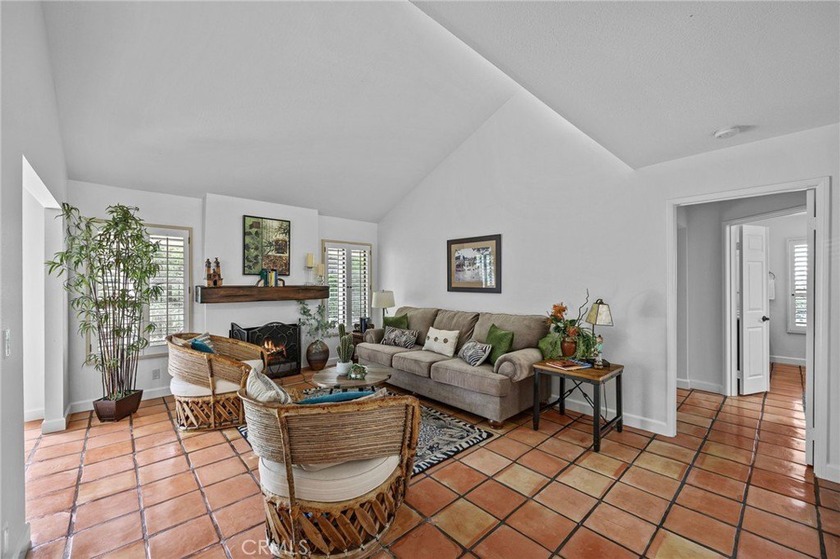 This 2 bedroom, 2 full bath PLUS an enclosed atrium is remodeled - Beach Home for sale in Mission Viejo, California on Beachhouse.com
