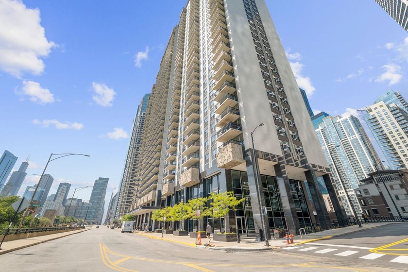 Located in the heart of Lakeshore East, this residence offers - Beach Condo for sale in Chicago, Illinois on Beachhouse.com