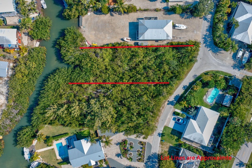 Welcome to the lowest priced waterfront lot with an active - Beach Lot for sale in Sugarloaf Key, Florida on Beachhouse.com