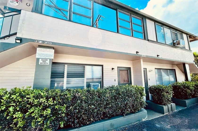 Investor Alert - Turn-Key 8-Unit Property! 2908 Varsity Circle - Beach Acreage for sale in Honolulu, Hawaii on Beachhouse.com