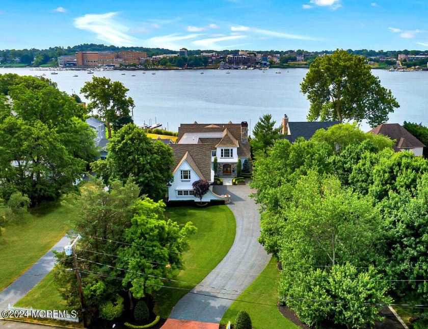 Stunning waterfront estate on the Navesink River. Directly - Beach Home for sale in Red Bank, New Jersey on Beachhouse.com