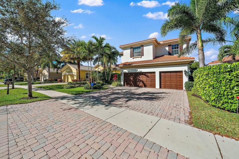 Located in the gated Paloma community in Palm Beach Gardens - Beach Home for sale in Palm Beach Gardens, Florida on Beachhouse.com