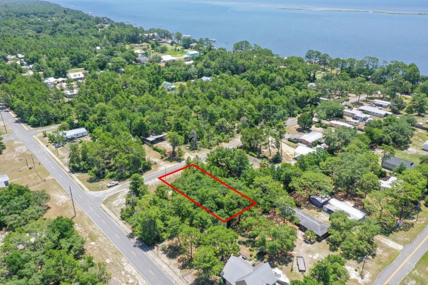 Build your coastal home on this beautiful lot, conveniently - Beach Lot for sale in Carabelle, Florida on Beachhouse.com