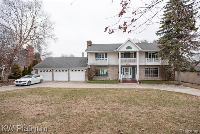 Experience the best of waterfront living and downtown - Beach Home for sale in Port Huron, Michigan on Beachhouse.com