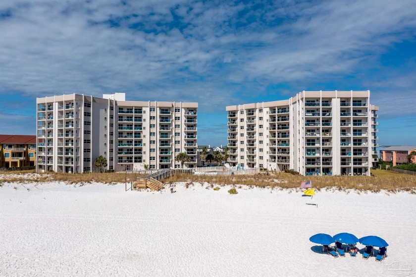 Newly renovated 2 bed 2 bath modern white statement unit on the - Beach Home for sale in Pensacola Beach, Florida on Beachhouse.com