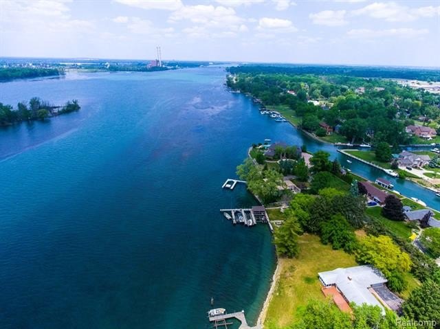 Seize the opportunity to build your dream waterfront home on - Beach Lot for sale in Grosse Ile, Michigan on Beachhouse.com