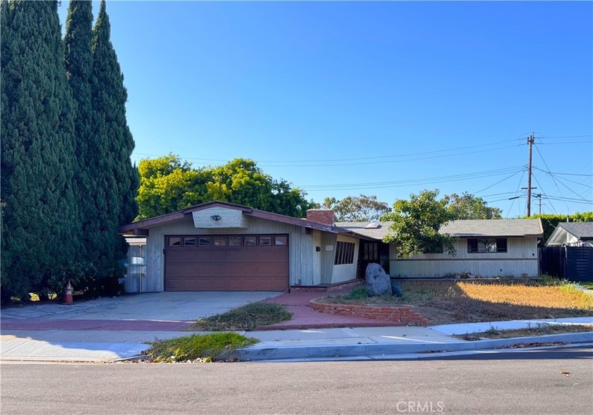 Originally a 4-bedroom single-story home, this property - Beach Home for sale in Costa Mesa, California on Beachhouse.com
