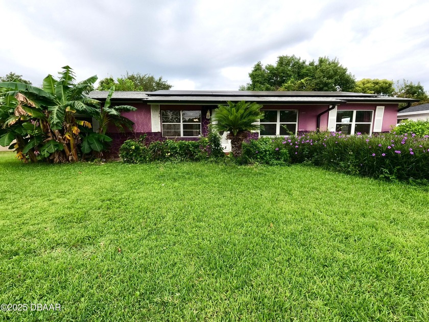 This fully fenced concrete block home sits high and dry (No - Beach Home for sale in Holly Hill, Florida on Beachhouse.com