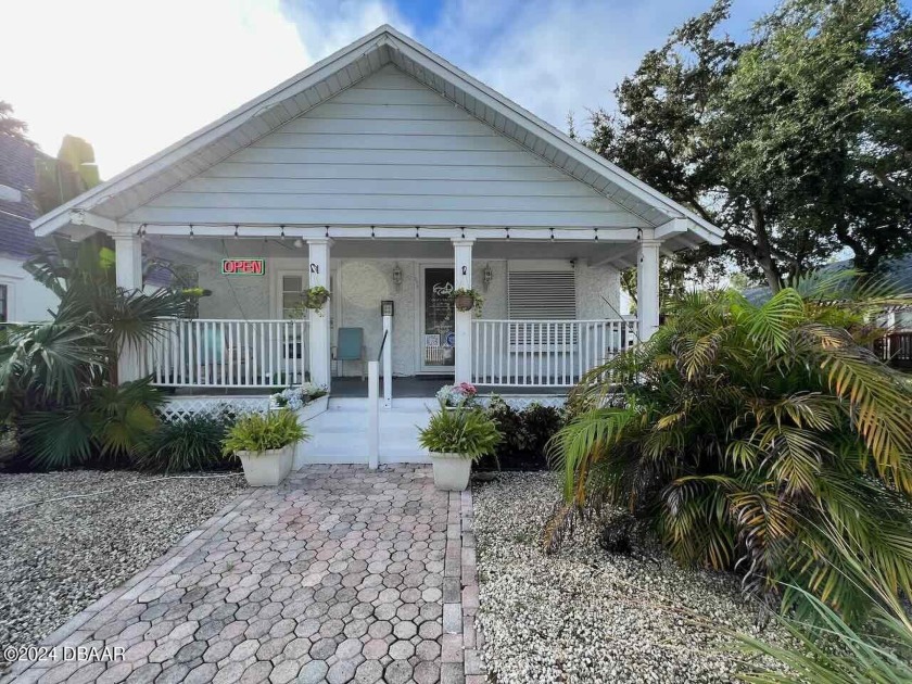 Commercial Real Estate 306 Washington St, yr 1915, 3 bedroom, 2 - Beach Commercial for sale in New Smyrna Beach, Florida on Beachhouse.com