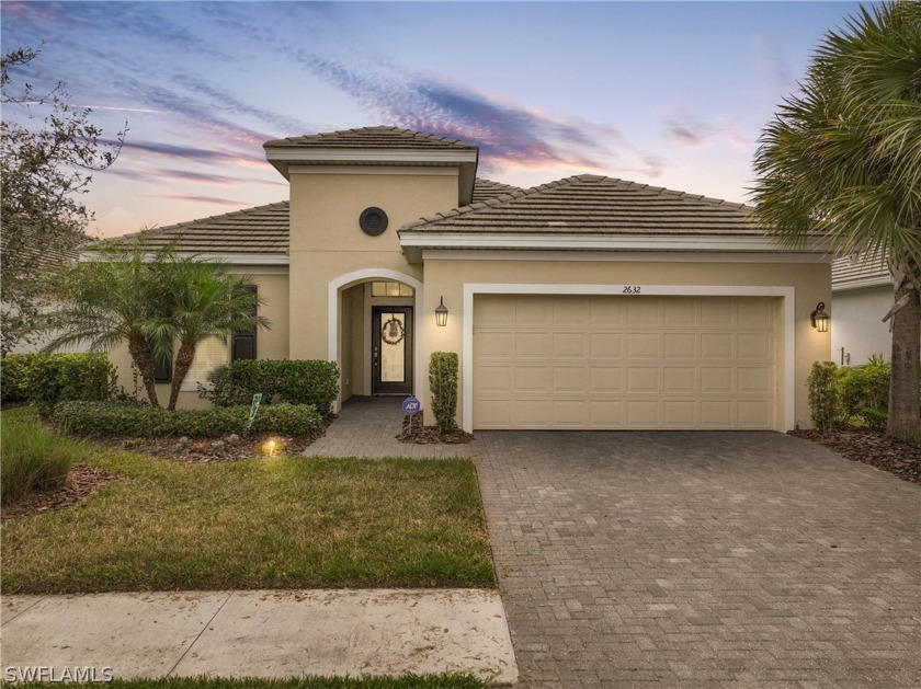 This GORGEOUS LAKE FRONT home is ready for its new owner.  This - Beach Home for sale in Cape Coral, Florida on Beachhouse.com
