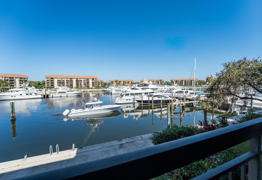 Experience refined coastal living at The Marina at The Bluffs in - Beach Condo for sale in Jupiter, Florida on Beachhouse.com