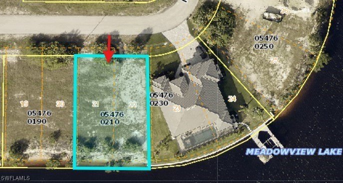 Prime Vacant Lot with Stunning Water Views! Discover the perfect - Beach Lot for sale in Cape Coral, Florida on Beachhouse.com