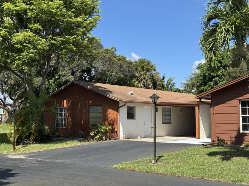 Renovated 2 bedroom and 2 bath villa ideally located in the all - Beach Home for sale in Boynton Beach, Florida on Beachhouse.com