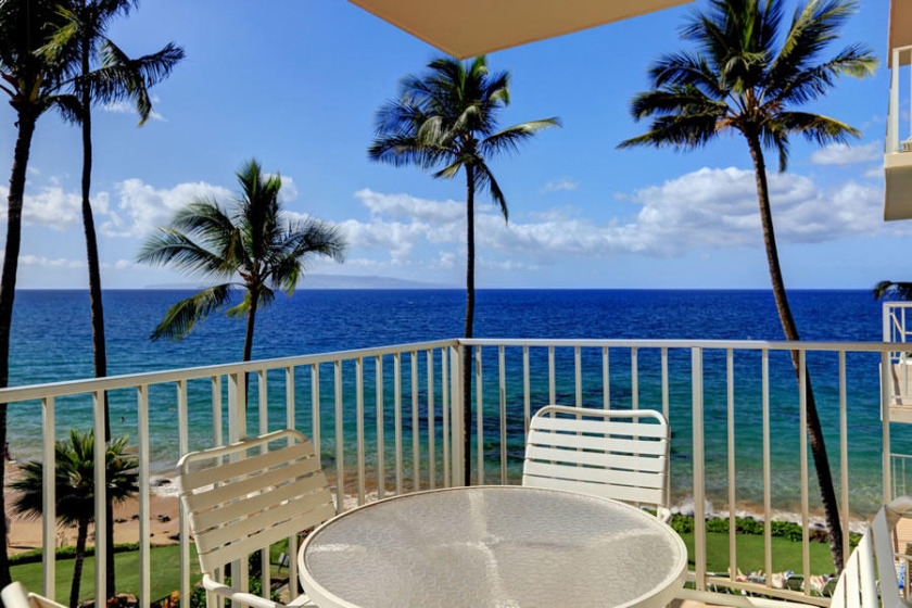 Prime Location with Amazing Views!! - Kamaole Nalu #405 - Beach Vacation Rentals in Kihei, Maui, Hawaii on Beachhouse.com
