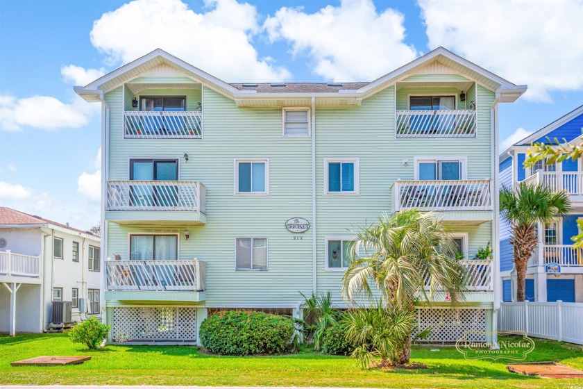 This updated 1 bed unit is the perfect retreat! This property - Beach Condo for sale in Surfside Beach, South Carolina on Beachhouse.com