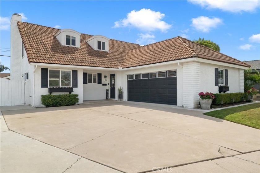 Come see this beautifully remodeled home in a great neighborhood - Beach Home for sale in Garden Grove, California on Beachhouse.com