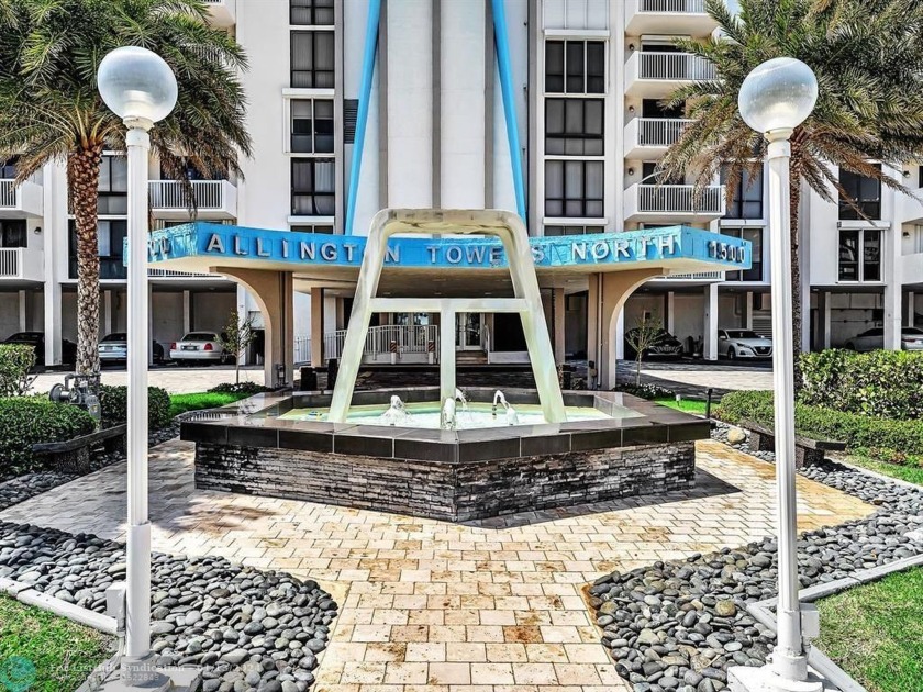 JUST REDUCED!!!! GREAT TIME TO BUY !!!THIS LOVELY CONDO IN - Beach Condo for sale in Hollywood, Florida on Beachhouse.com