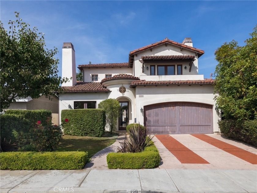 Well-crafted, Tuscan style home in the Golden Hills neighborhood - Beach Home for sale in Redondo Beach, California on Beachhouse.com