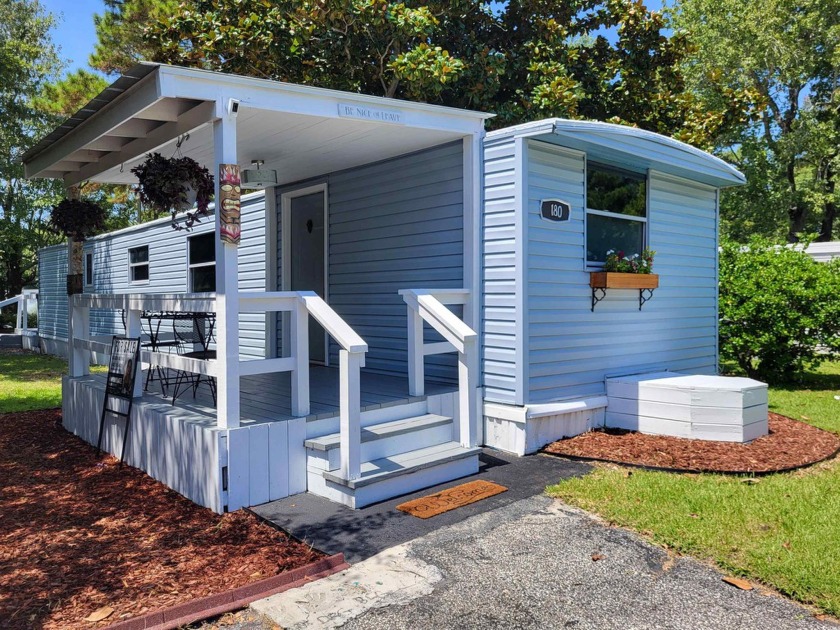 Fully furnished and completely redone mobile home right down to - Beach Home for sale in Garden City Beach, South Carolina on Beachhouse.com