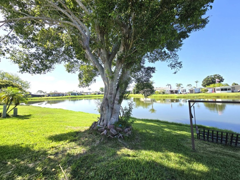 Welcome to this stunning waterfront home that has just hit the - Beach Home for sale in Ellenton, Florida on Beachhouse.com