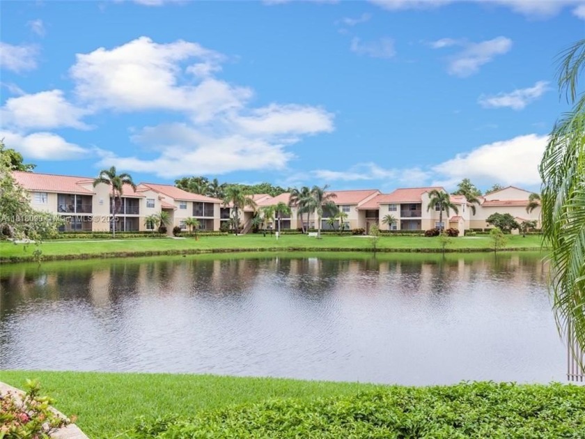 Beautiful 1st floor  condo in the gated community  of Royal - Beach Condo for sale in Pompano Beach, Florida on Beachhouse.com