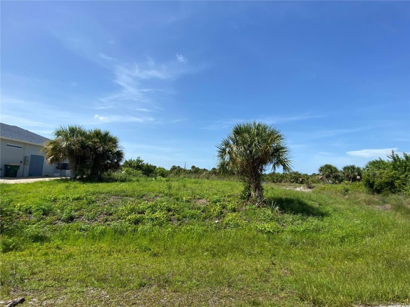 Beautiful sailboat lot with no bridges and unobstructed water - Beach Lot for sale in Port Charlotte, Florida on Beachhouse.com