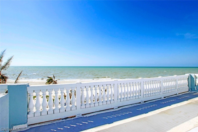 Great opportunity to own a gulf front penthouse with private - Beach Condo for sale in Sanibel, Florida on Beachhouse.com