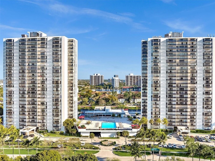 ***PRICED TO SELL*** Motivated Seller..e and Discover this - Beach Condo for sale in Aventura, Florida on Beachhouse.com