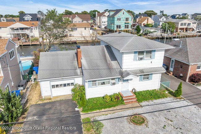 Located on a wide lagoon within minutes from Kettle Creek - Beach Home for sale in Toms River, New Jersey on Beachhouse.com