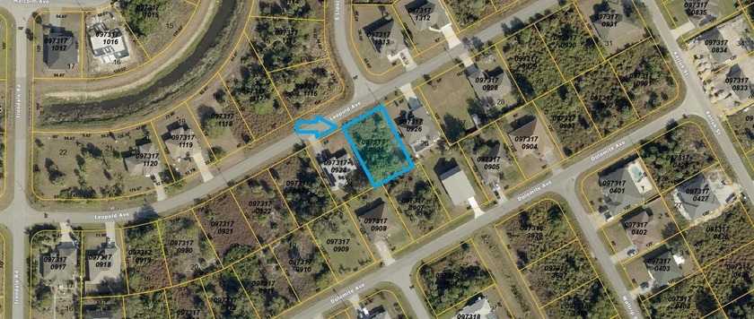 LOCATION, LOCATION, LOCATION!!! GREAT VACANT LOT close by LEGACY - Beach Lot for sale in North Port, Florida on Beachhouse.com