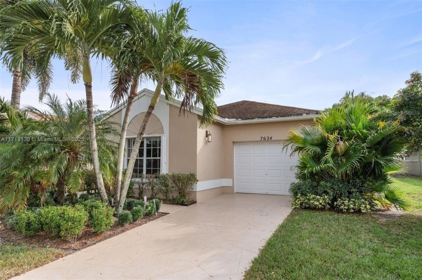 This beautiful home is in perfect condition, featuring spacious - Beach Home for sale in Delray Beach, Florida on Beachhouse.com