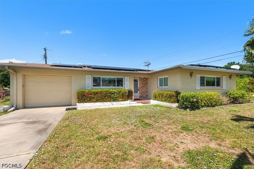 Move-In Ready 2BR/2BA Home with Modern Upgrades & Energy - Beach Home for sale in North Fort Myers, Florida on Beachhouse.com