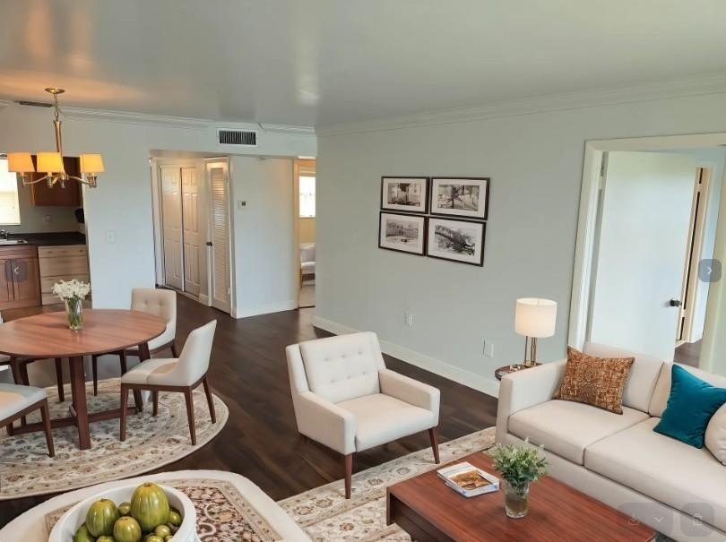 Seller Motivated!!! Price Reduced! Discover comfort and - Beach Condo for sale in Sunrise, Florida on Beachhouse.com