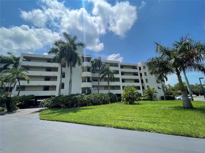 Welcome to Central Park! Milestone inspections passed. NO - Beach Condo for sale in Sarasota, Florida on Beachhouse.com