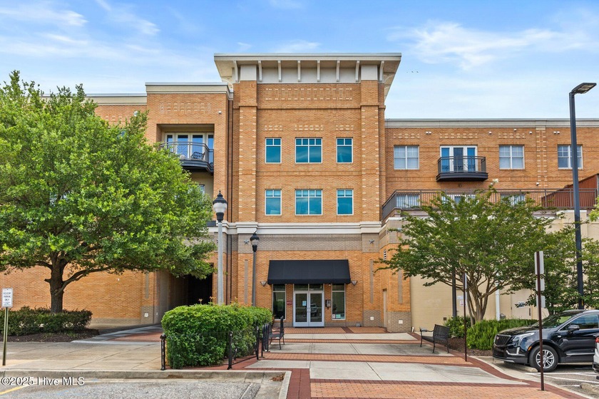 Price Improvement!!! Welcome folks wanting to downsize, folks - Beach Condo for sale in Wilmington, North Carolina on Beachhouse.com