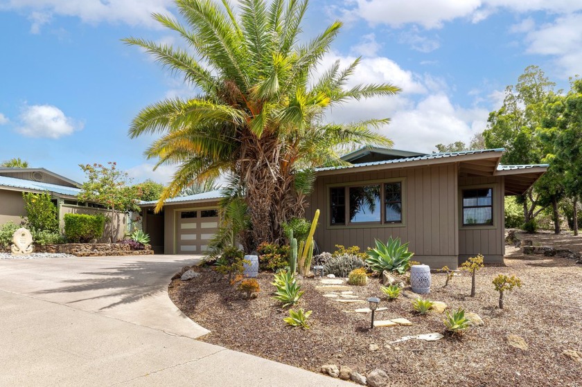 Welcome to this 3 bedroom / 2 bath with separate OHANA - Beach Home for sale in Kamuela, Hawaii on Beachhouse.com