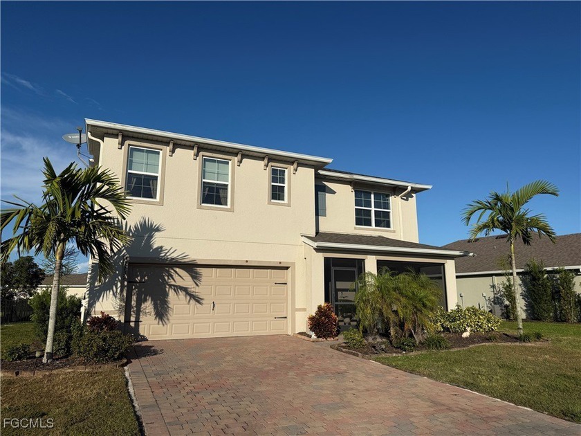 New Roof! Immaculate 5-Bedroom + Den, 3-Bath Home in Villages of - Beach Home for sale in Cape Coral, Florida on Beachhouse.com