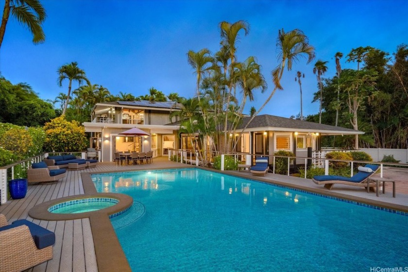 Situated on over 2 acres of beautifully landscaped grounds, this - Beach Home for sale in Waialua, Hawaii on Beachhouse.com