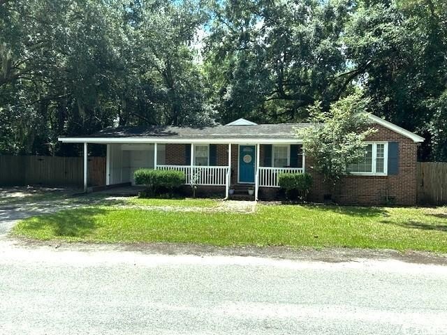 This brick ranch in Maryville will surprise you!  The 3 BR, 1 - Beach Home for sale in Georgetown, South Carolina on Beachhouse.com