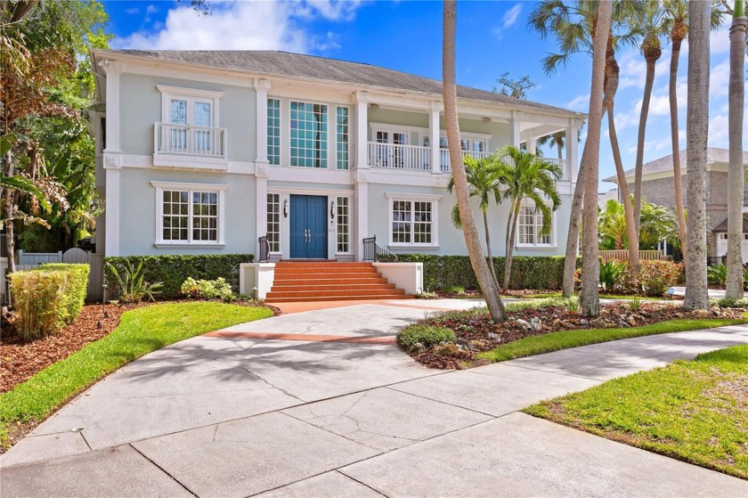 This spacious 5 Bedroom, 5.5 Bath waterfront pool home offers a - Beach Home for sale in Tampa, Florida on Beachhouse.com