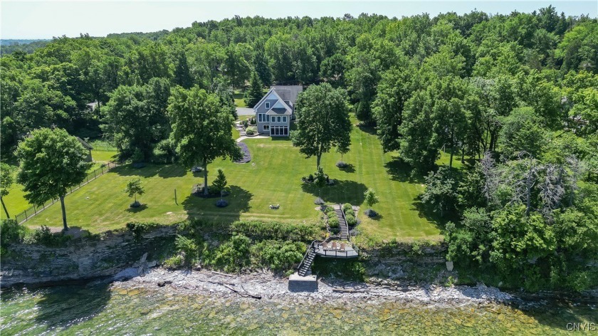 Welcome to your dream waterfront property on the shores of Lake - Beach Home for sale in Henderson, New York on Beachhouse.com