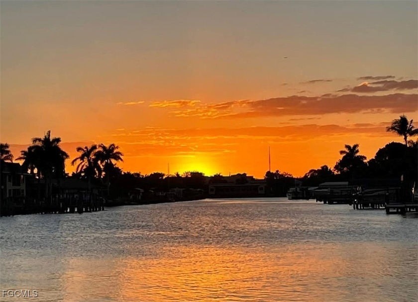 TURNKEY FURNISHED SAILBOAT ACCESS CONDO WITH STUNNING SUNSET - Beach Condo for sale in Cape Coral, Florida on Beachhouse.com