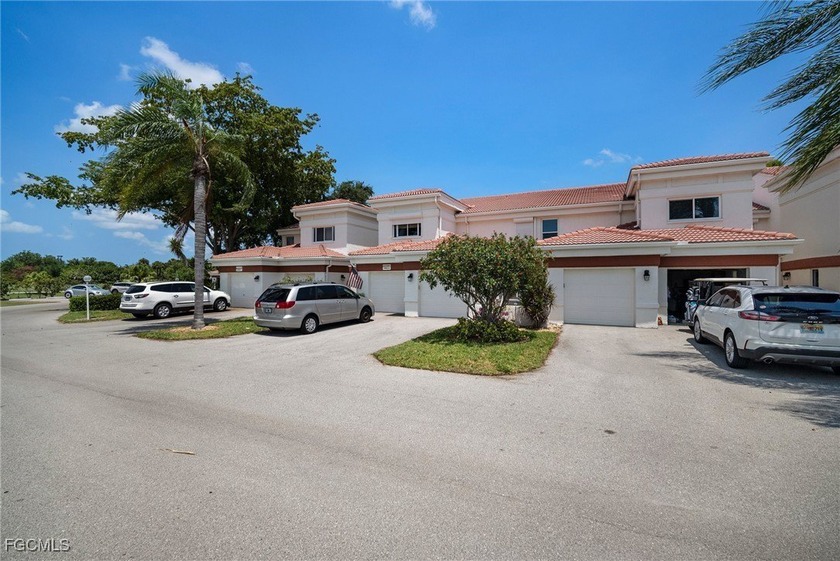 Desirable first floor Golf Villa with a garage!! This condo is - Beach Condo for sale in Fort Myers, Florida on Beachhouse.com