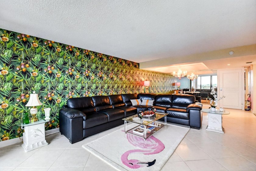 Welcome home to this beautifully one-bedroom - Beach Condo for sale in South Palm Beach, Florida on Beachhouse.com