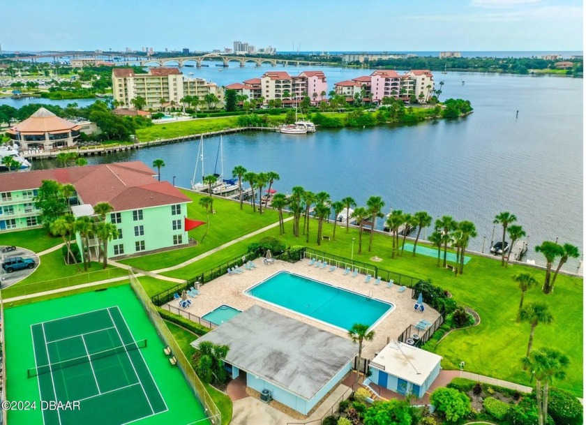 GORGEOUS RIVERFRONT CONDO Explore this Spacious 3 bed/2 bath - Beach Condo for sale in Daytona Beach, Florida on Beachhouse.com